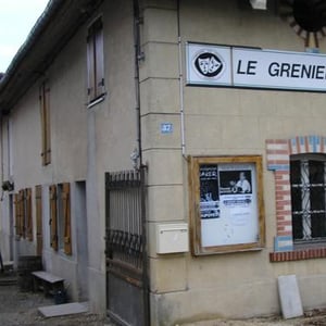 Grenier théâtre