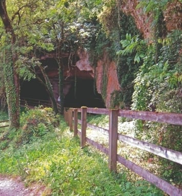 Les Grottes de la Falouse