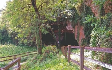 Les Grottes de la Falouse