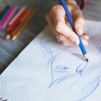 Atelier « Portrait aux crayons de couleurs »