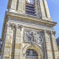 Présentation par un architecte du patrimoine des travaux de restauration réalisés sur l'église Notre-Dame